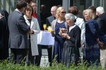 96-gaeste-beim-smaltalk.jpg